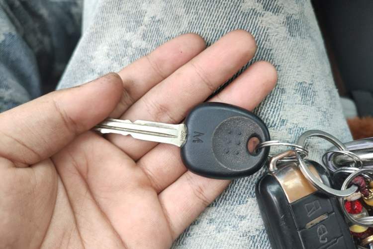 Used Hyundai Verna (older generation) 2014 1.4L Manual Fashion GS Model Vehicle Key