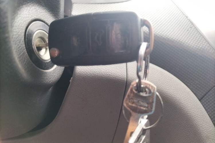 Used Hyundai Verna (older generation) 2014 1.4L Manual Fashion GS Model Vehicle Key