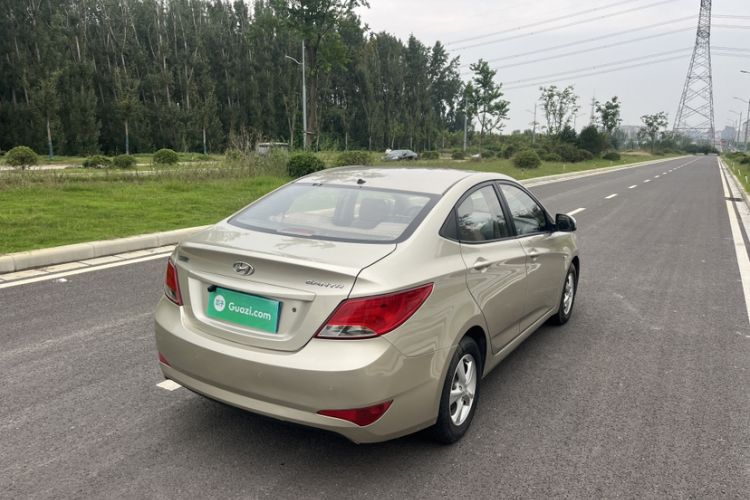 Used Hyundai Verna (older generation) 2014 1.4L Automatic Smart GLS Exterior 3