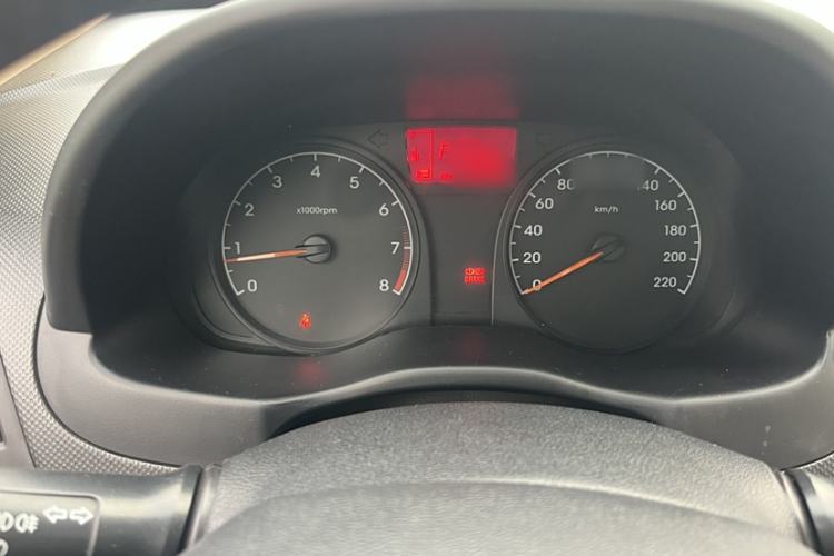 Used Hyundai Verna (older generation) 2014 1.4L Automatic Smart GLS Instrument Cluster