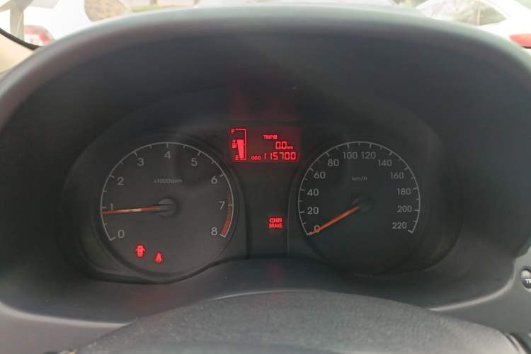 Used Hyundai Verna (older generation) 2014 1.4L Manual Smart GLS Trim Instrument Cluster