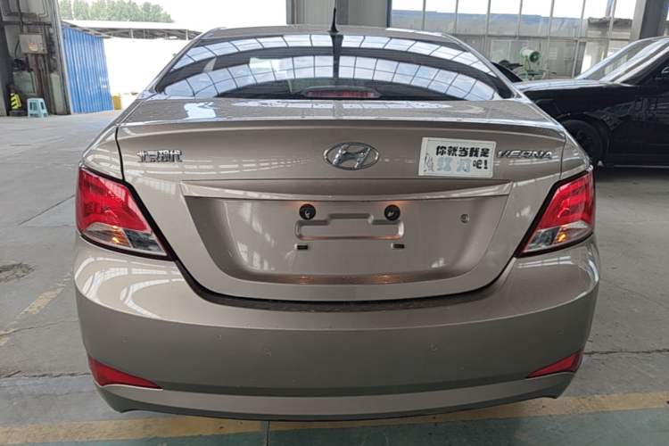 Used Hyundai Verna (older generation) 2014 1.4L Automatic Smart GLS Rear