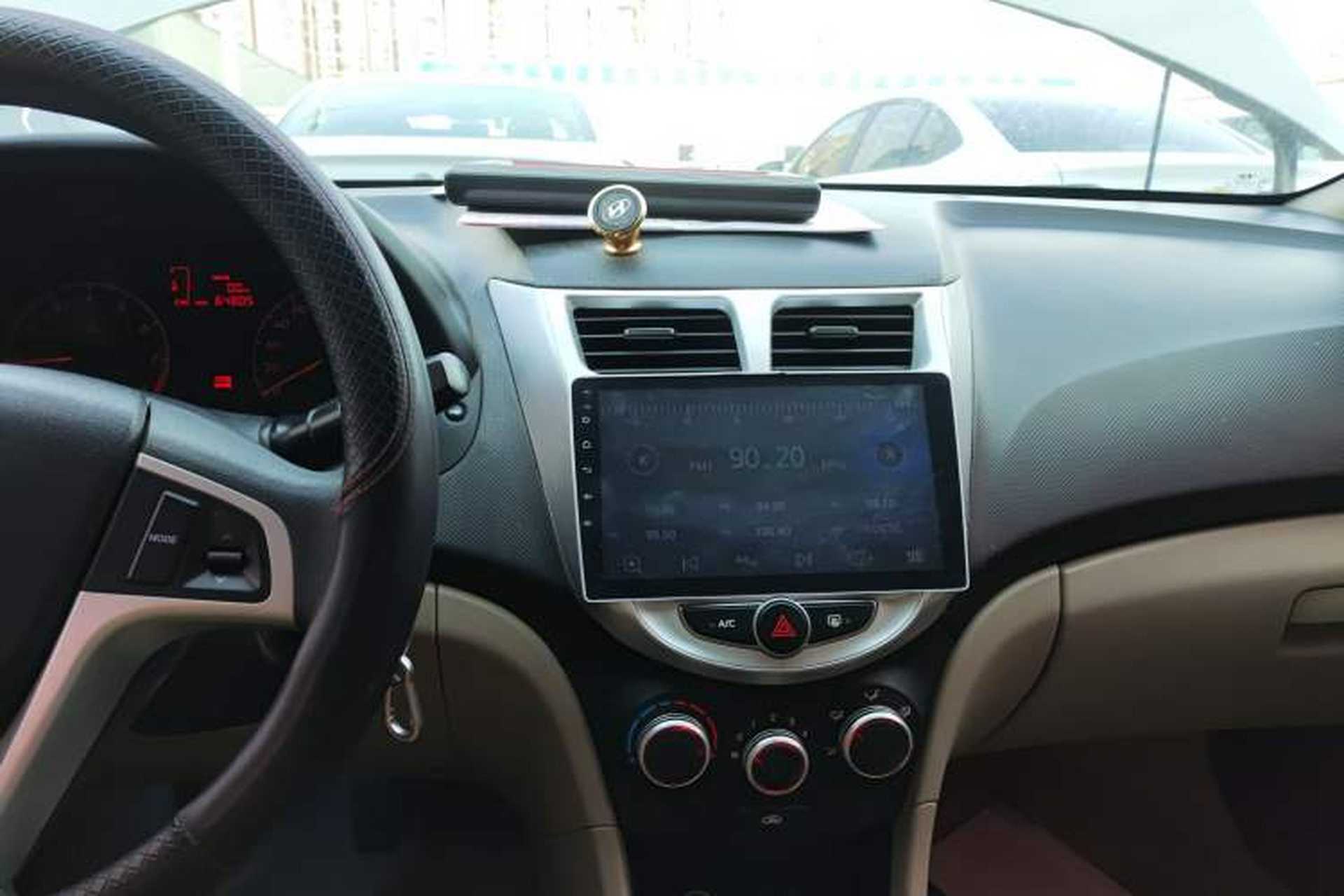 Used Hyundai Verna (older generation) 2014 1.4L Manual Smart GLS Trim Audio And AC Panel
