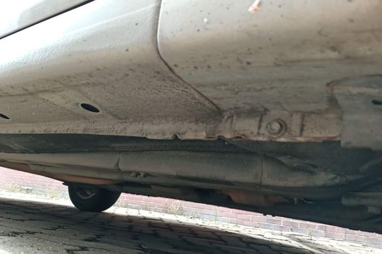 Used Hyundai Verna (older generation) 2014 1.4L Manual Smart GLS Trim Chassis Front Right