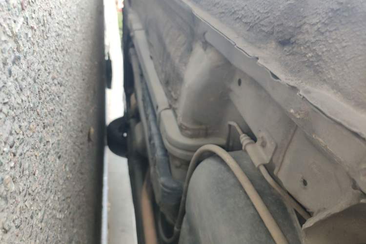 Used Hyundai Verna (older generation) 2014 1.4L Manual Smart GLS Trim Chassis Rear Left