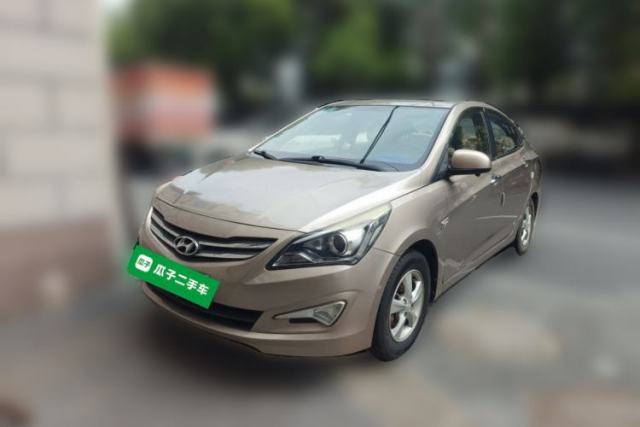 Hyundai Verna (older generation) 2014 1.4L Automatic Leading-Edge GLX مستعملة