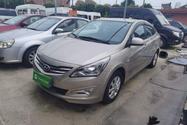 Used Hyundai Verna (older generation) 2014 1.4L Manual Smart GLS Trim