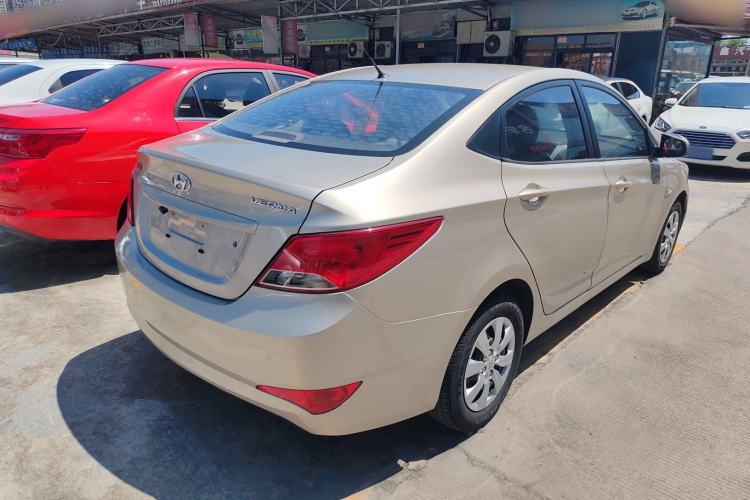 Used Hyundai Verna (older generation) 2014 1.4L Manual Smart GLS Trim Exterior 3
