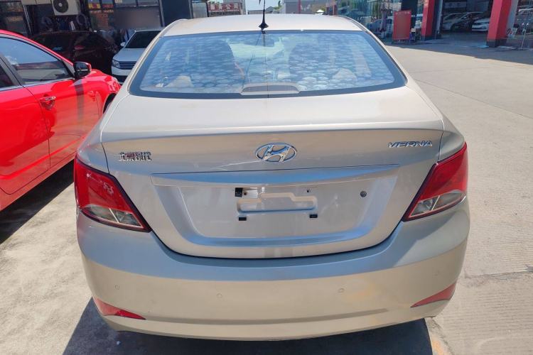 Used Hyundai Verna (older generation) 2014 1.4L Manual Smart GLS Trim Exterior 4