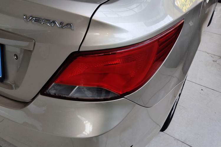 Used Hyundai Verna (older generation) 2014 1.4L Automatic Fashion GS Model Exterior 6