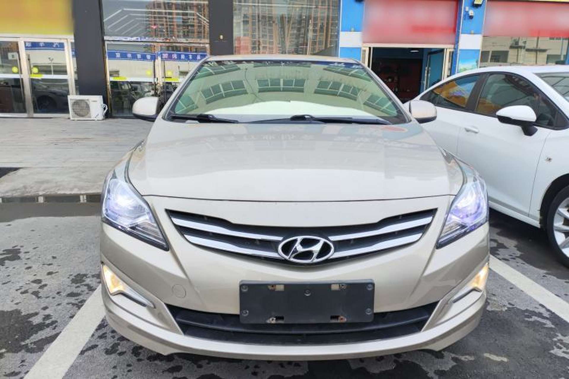 Used Hyundai Verna (older generation) 2014 1.4L Manual Smart GLS Trim Front