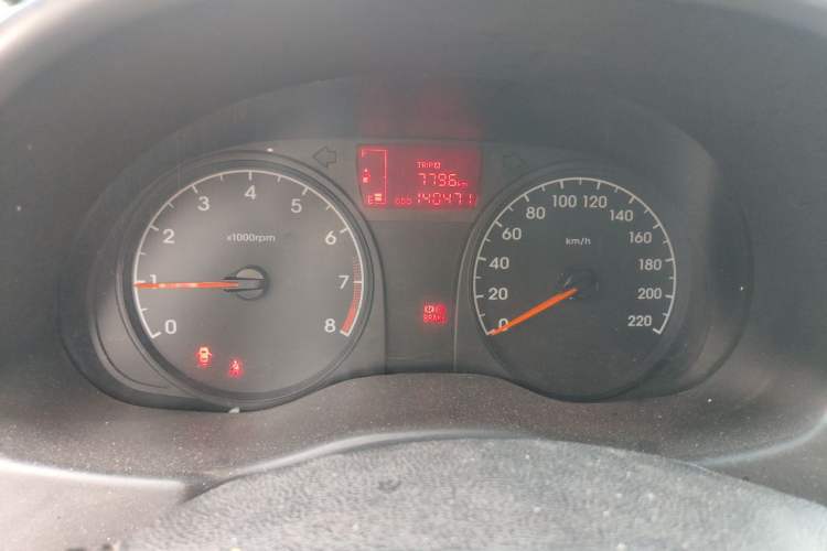 Used Hyundai Verna (older generation) 2014 1.4L Manual Smart GLS Trim Instrument Cluster