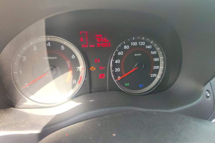Used Hyundai Verna (older generation) 2014 1.4L Manual Top-Tier Model TOP Instrument Cluster