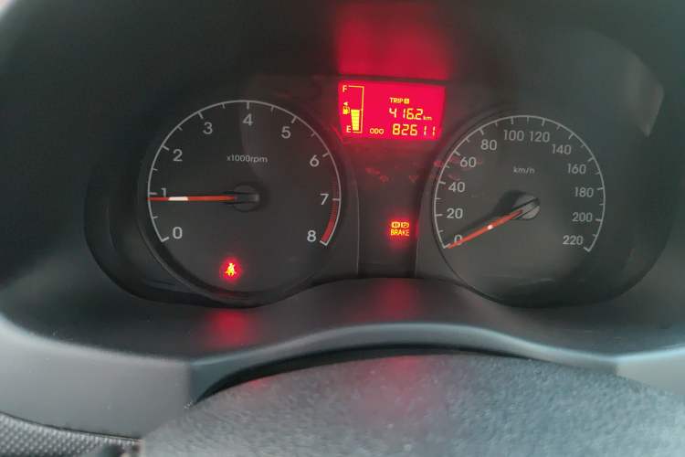 Used Hyundai Verna (older generation) 2014 1.4L Manual Smart GLS Trim Instrument Cluster