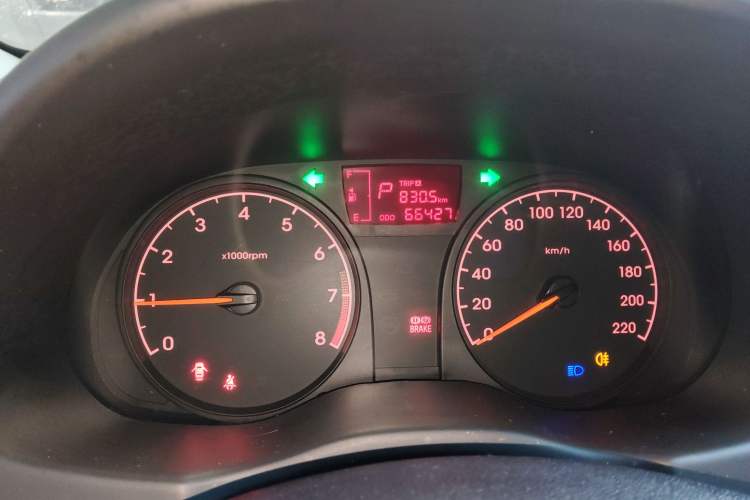 Used Hyundai Verna (older generation) 2014 1.4L Automatic Fashion GS Model Instrument Cluster