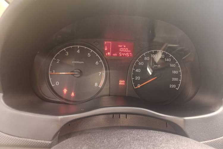 Used Hyundai Verna (older generation) 2014 1.4L Manual Smart GLS Trim Instrument Cluster