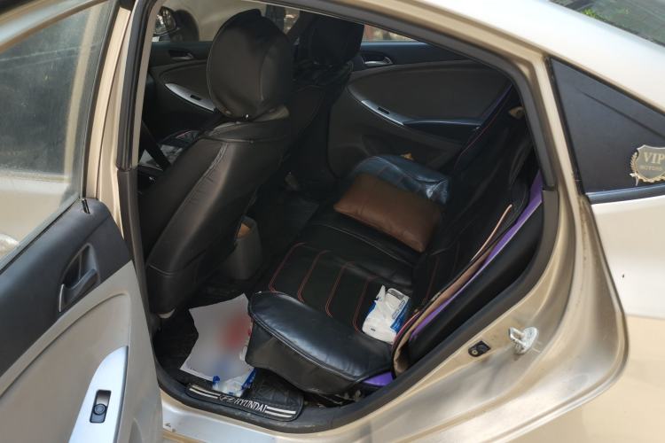 Used Hyundai Verna (older generation) 2014 1.4L Manual Smart GLS Trim Left Rear Seat