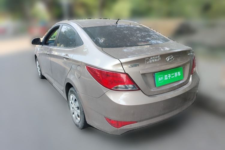 Used Hyundai Verna (older generation) 2014 1.4L Manual Smart GLS Trim Rear Left 45 Deg