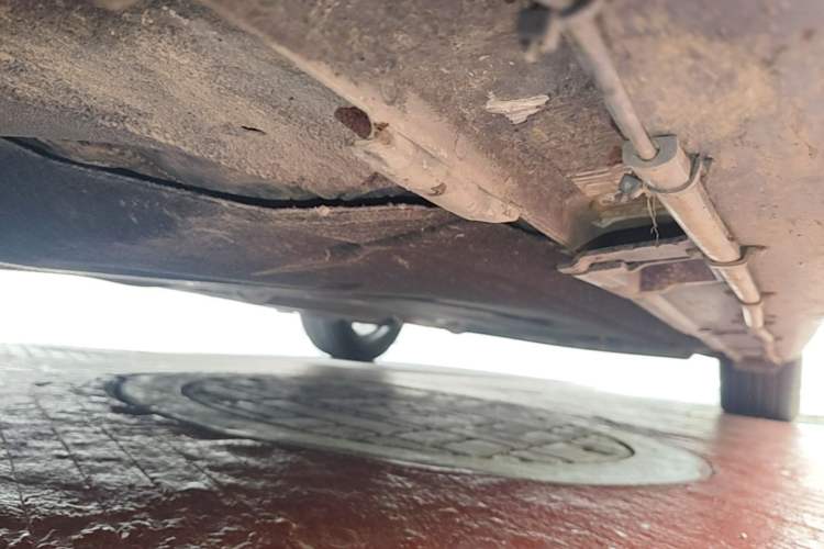 Used Hyundai Verna (older generation) 2014 1.4L Automatic Smart GLS Right Side Sill