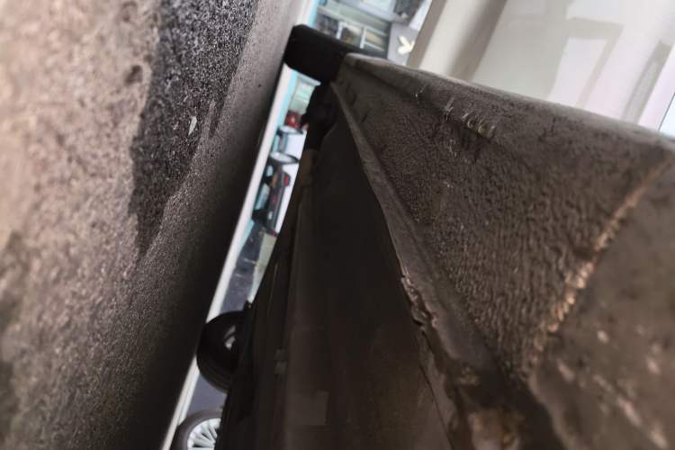 Used Hyundai Verna (older generation) 2014 1.4L Automatic Smart GLS Right Side Sill