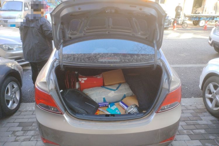 Used Hyundai Verna (older generation) 2014 1.4L Automatic Smart GLS Trunk