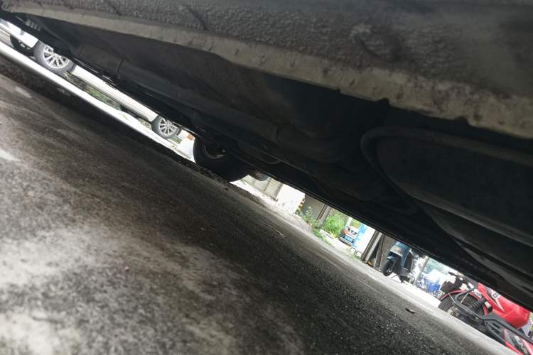 Used Hyundai Verna (older generation) 2014 1.4L Manual Smart GLS Trim Chassis Rear Left
