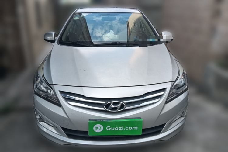 Used Hyundai Verna (older generation) 2014 1.4L Manual Smart GLS Trim Front