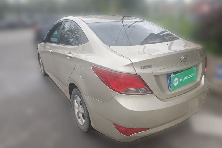 Used Hyundai Verna (older generation) 2014 1.4L Automatic Smart GLS Rear Left 45 Deg