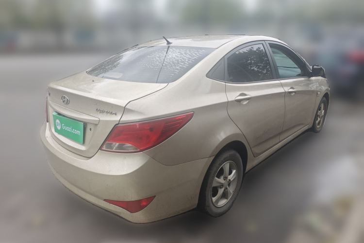 Used Hyundai Verna (older generation) 2014 1.4L Automatic Smart GLS Rear Right 45 Deg