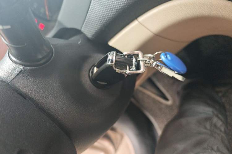 Used Hyundai Verna (older generation) 2014 1.4L Automatic Smart GLS Vehicle Key