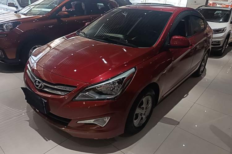 Używany Hyundai Verna (older generation) 2014 1.4L Automatic Smart GLS Guazi used car, China used car export, Used car for sale, Used cars, Cheapest cars for sale