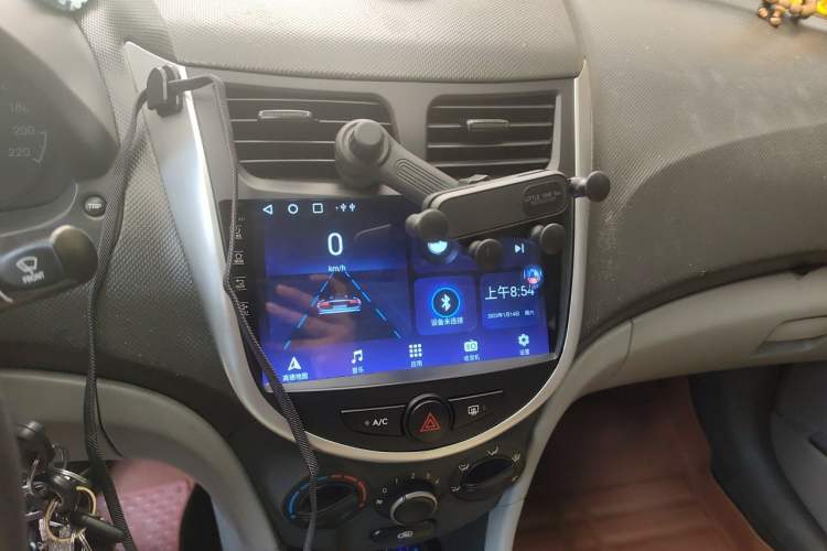 Used Hyundai Verna (older generation) 2014 1.4L Automatic Smart GLS Audio And AC Panel