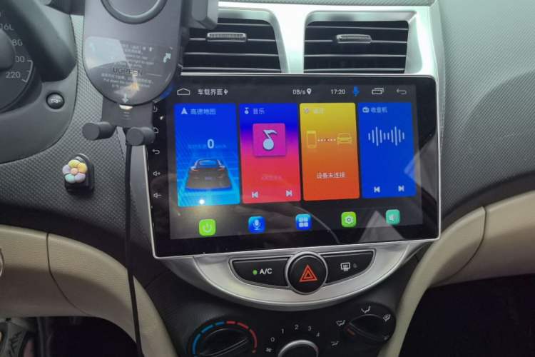 Used Hyundai Verna (older generation) 2014 1.4L Automatic Smart GLS Audio And AC Panel
