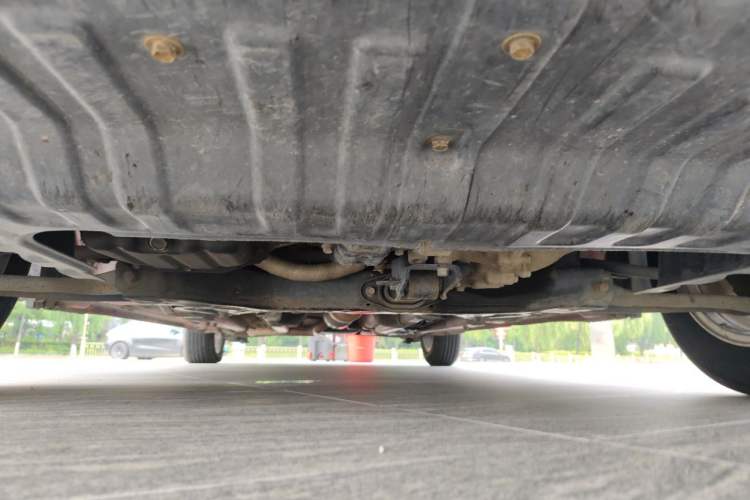 Used Hyundai Verna (older generation) 2014 1.4L Manual Fashion GS Model Chassis Front