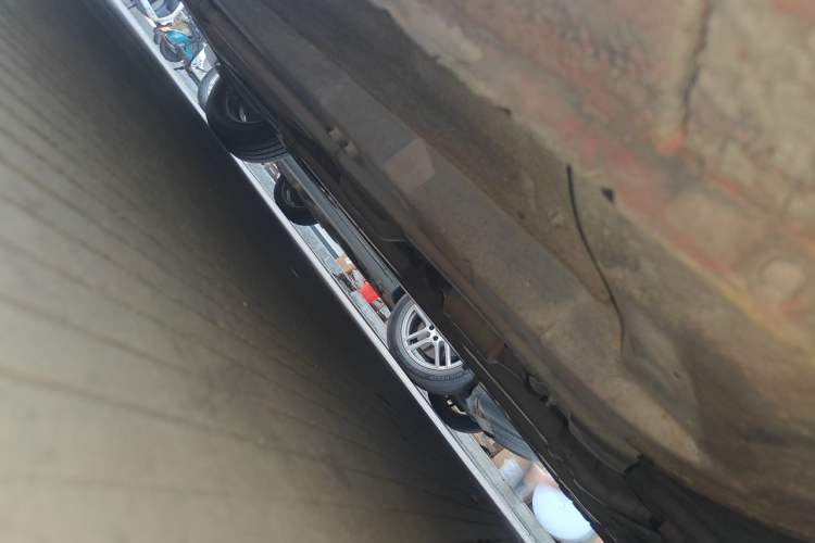 Used Hyundai Verna (older generation) 2014 1.4L Automatic Leading-Edge GLX Chassis Front Right