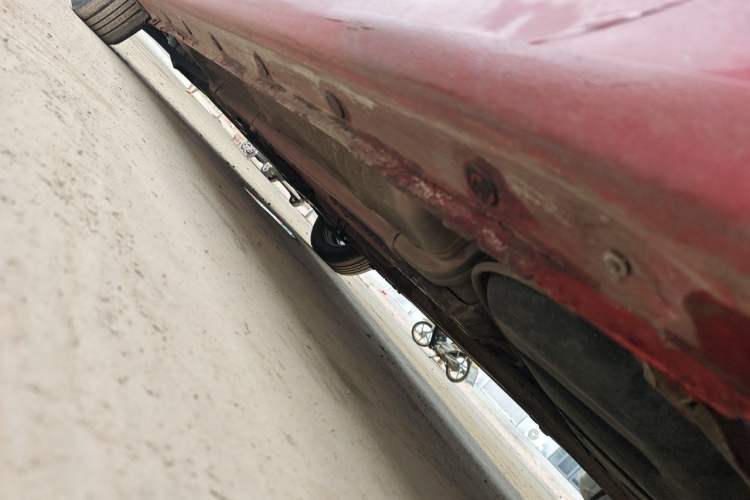 Used Hyundai Verna (older generation) 2014 1.4L Manual Smart GLS Trim Chassis Rear Left