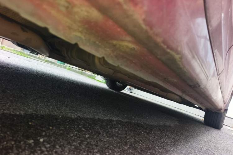 Used Hyundai Verna (older generation) 2014 1.4L Automatic Smart GLS Chassis Rear Right