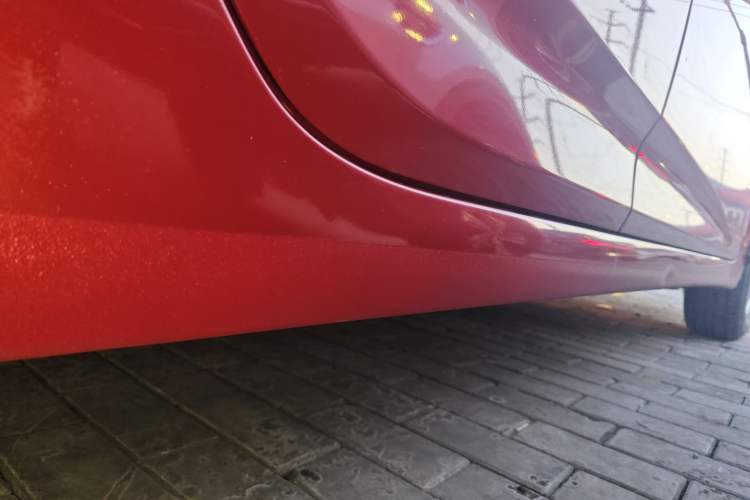 Used Hyundai Verna (older generation) 2014 1.4L Automatic Leading-Edge GLX Chassis Rear Right