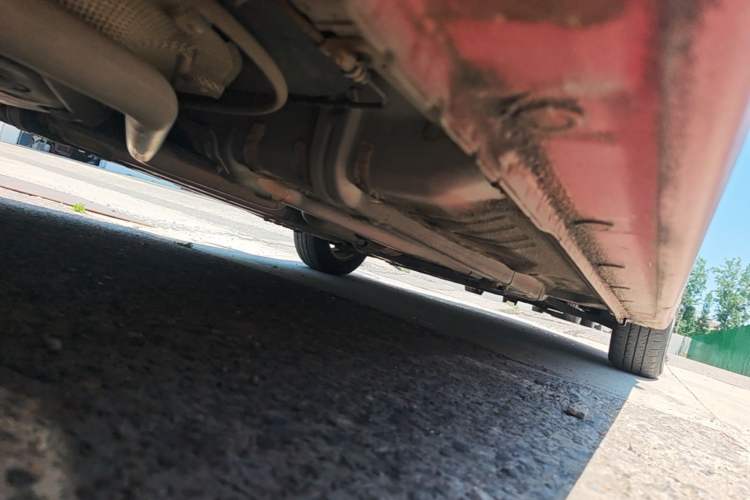 Used Hyundai Verna (older generation) 2014 1.4L Automatic Leading-Edge GLX Chassis Rear Right