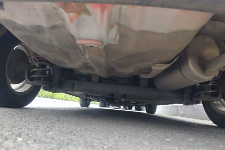 Used Hyundai Verna (older generation) 2014 1.4L Manual Smart GLS Trim Chassis Rear