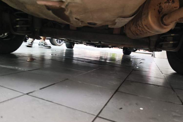 Used Hyundai Verna (older generation) 2014 1.4L Manual Smart GLS Trim Chassis Rear