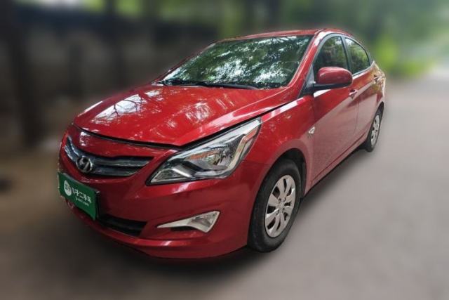 Used Hyundai Verna (older generation) 2014 1.4L Manual Smart GLS Trim