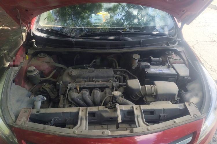 Used Hyundai Verna (older generation) 2014 1.4L Manual Smart GLS Trim Engine Bay