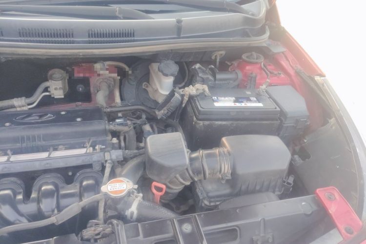 Used Hyundai Verna (older generation) 2014 1.4L Automatic Smart GLS Engine Bay Left