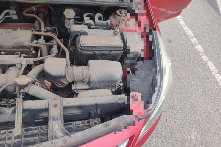 Used Hyundai Verna (older generation) 2014 1.4L Automatic Smart GLS Engine Bay Left