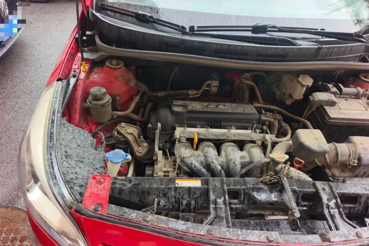 Used Hyundai Verna (older generation) 2014 1.4L Automatic Smart GLS Engine Bay Right