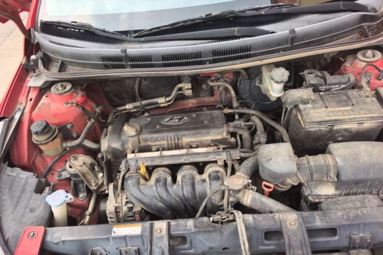 Used Hyundai Verna (older generation) 2014 1.4L Automatic Smart GLS Engine Bay