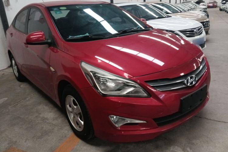 Used Hyundai Verna (older generation) 2014 1.4L Automatic Smart GLS Exterior 2