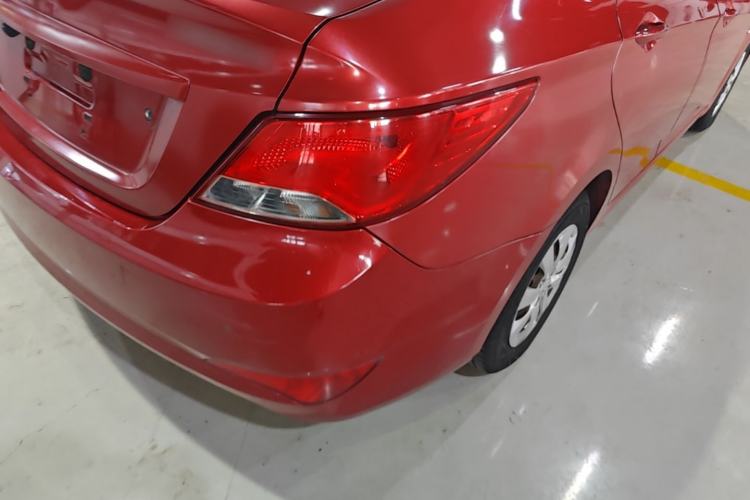 Used Hyundai Verna (older generation) 2014 1.4L Manual Smart GLS Trim Exterior 3