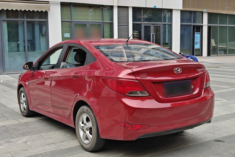 Used Hyundai Verna (older generation) 2014 1.4L Automatic Smart GLS Exterior 4